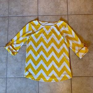 Size Small Yellow Chevron Top